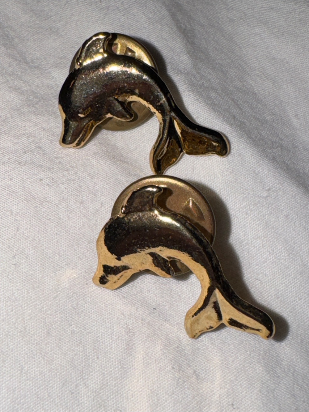 Set o/2 Gold tone Dolphin Tie Tack/ Lapel Pins - Vintage-Style Pair - Picture 1 of 3